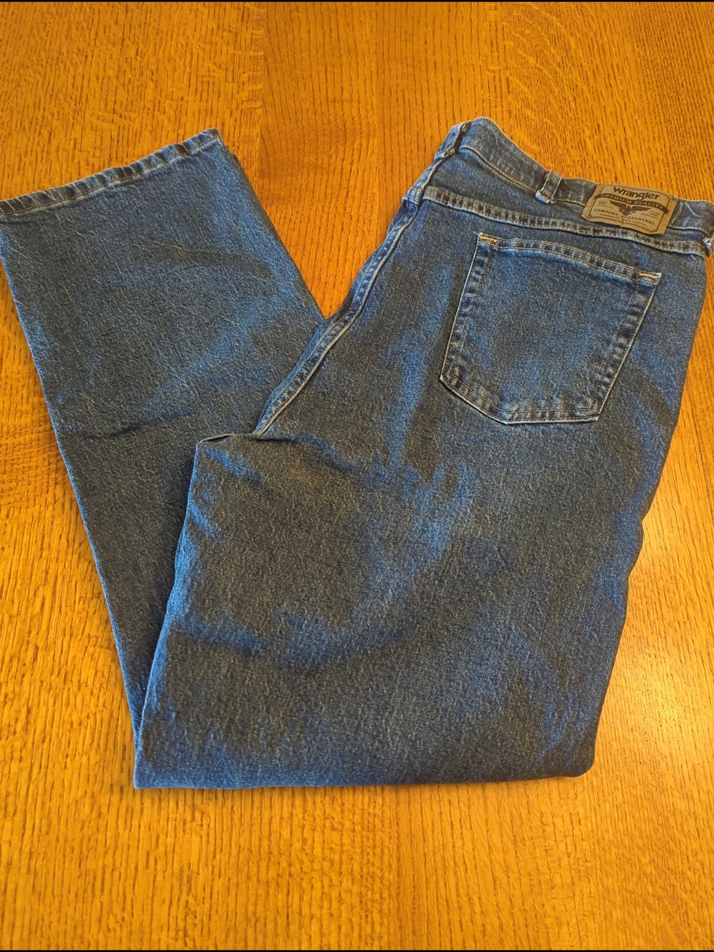 Wrangler │Regular Fit │Straight Leg Blue Jeans │ Men's Size 44 x 32- Please Read